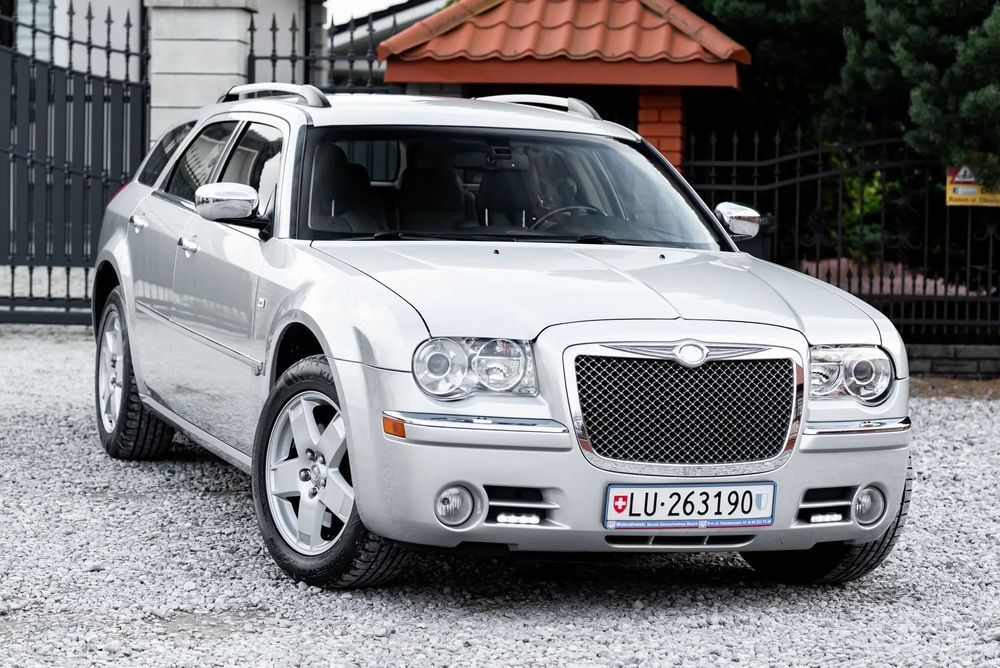 Chrysler 300C 3,5 AWD Xenon Boston Nawigacja Tempomat Podgrzewane Fotele