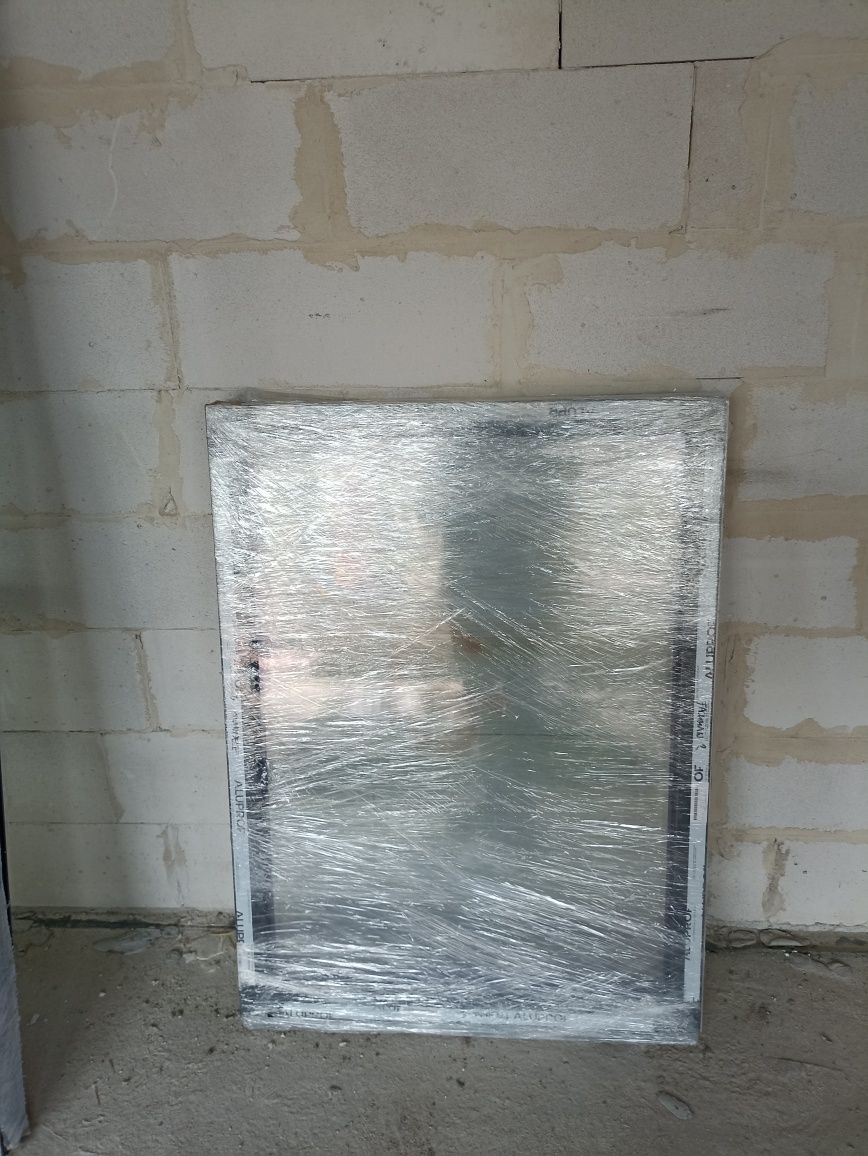 Witryna 900x1200 oraz drzwi 1100x2100 Alu MB86 antracyt