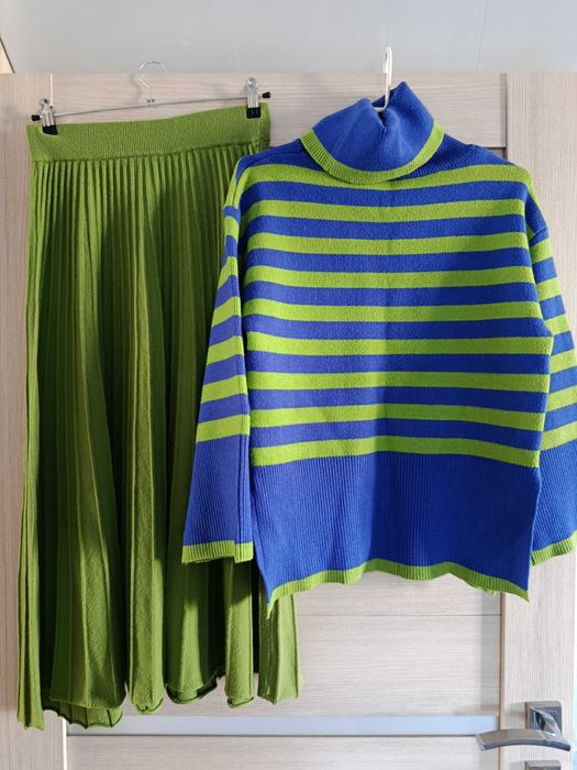 Продам теплі Спідниці