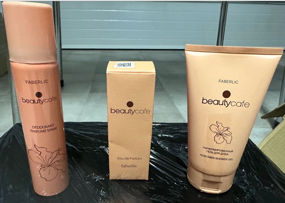 Perfume + Gel de Banho + Spray Perfumado BeautyCafe Faberlic
