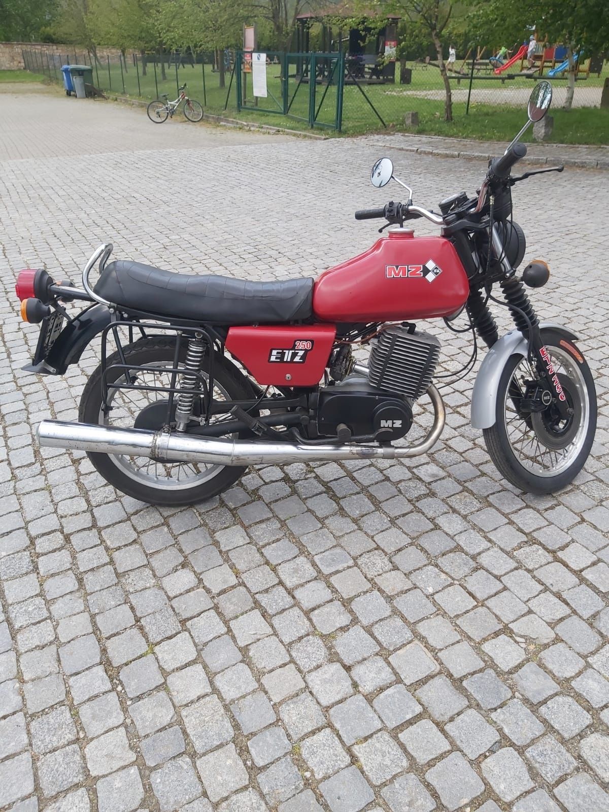 Motor MZ  ETZ 250