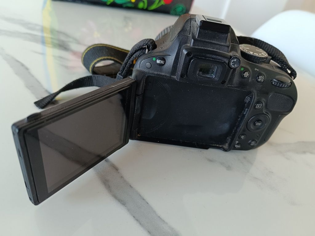 Nikon D5100 lustrzanka
