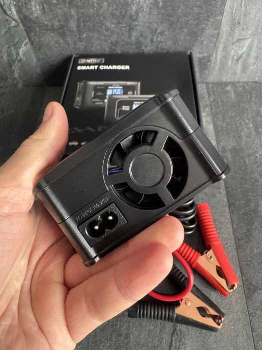 Зарядне HTRC P20 lifepo4 зарядка для аккумуляторів 20а умная smart