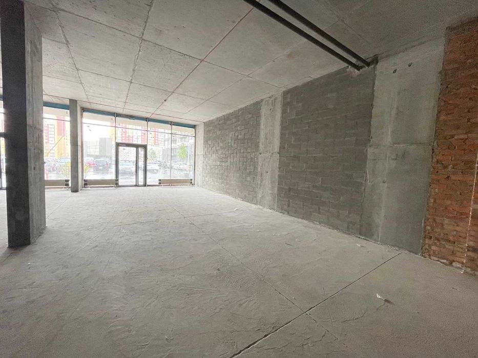 ЖК Варшавський 2. Оренда Фасадного приміщення 85м2 вул О. Олеся, 7.