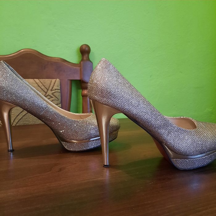 Buty Szpilki firmy always rozmiar 39