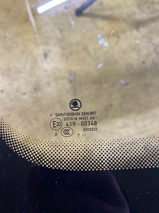 Лобове скло на шкода суперб