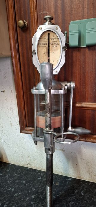 Bomba de azeite Medines