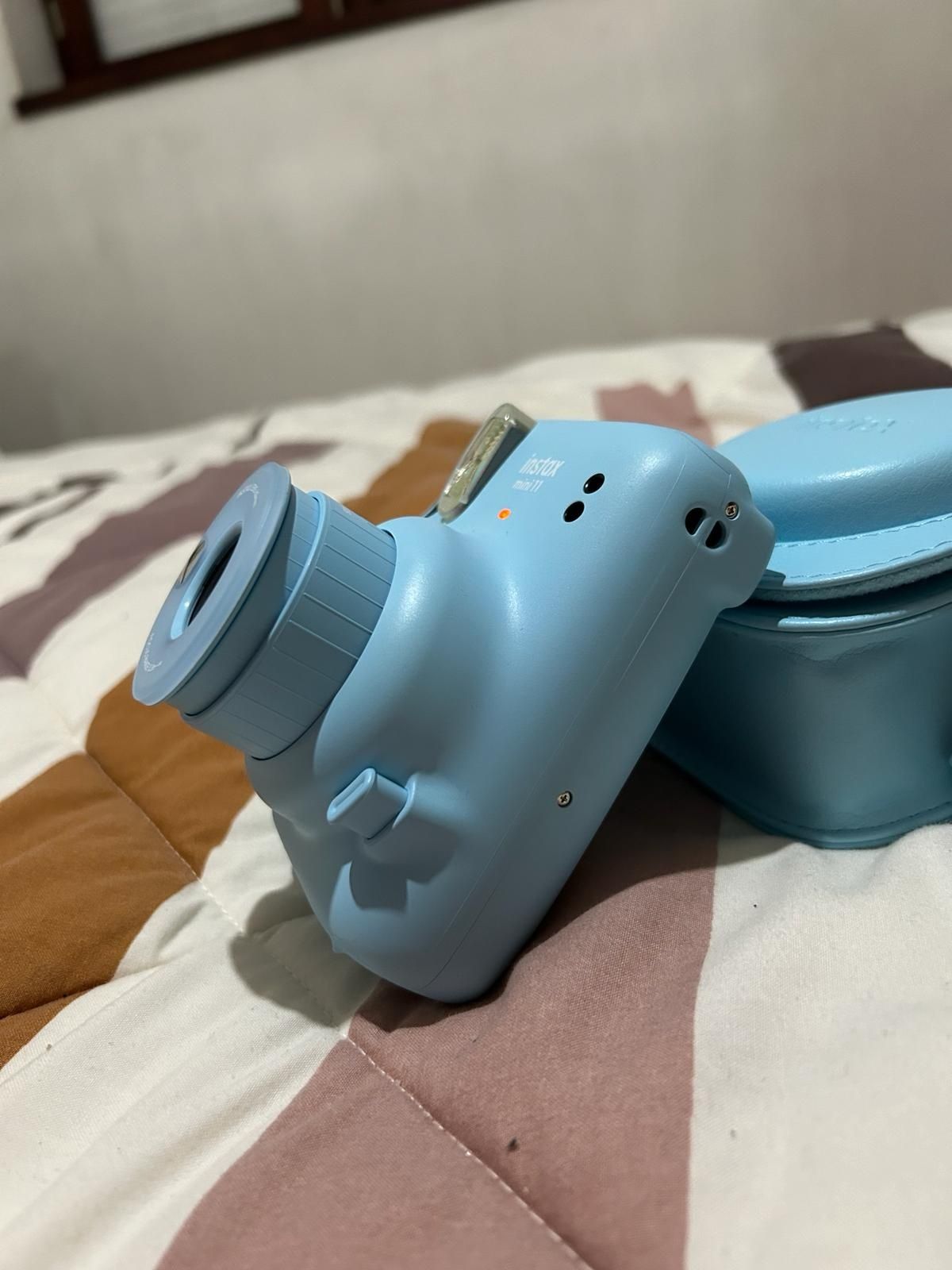 Instax Mini 11 Azul, Como novo