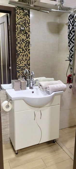 ЦЕНТР ,СДАЁТСЯ ПОСУТОЧНО от хозяина , прекрасная локация!