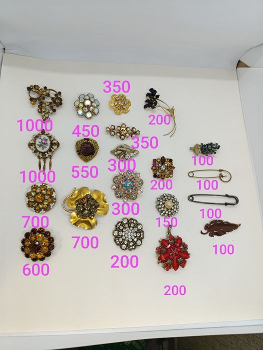 Радянська брошь брошка жіноча прикраса біжутерія СССР чехословацька