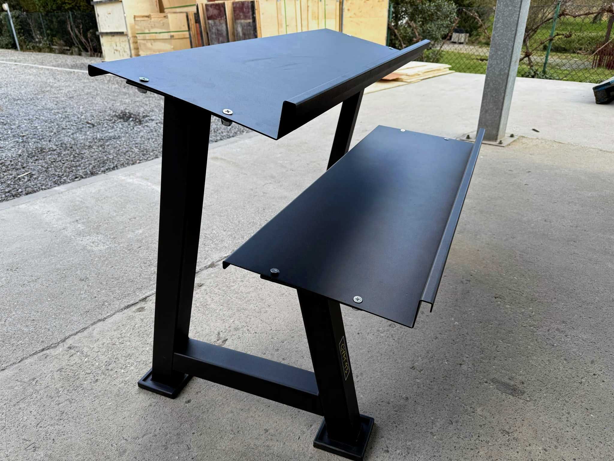 Stojak na około 10 par hantli hex 120 cm szeroki