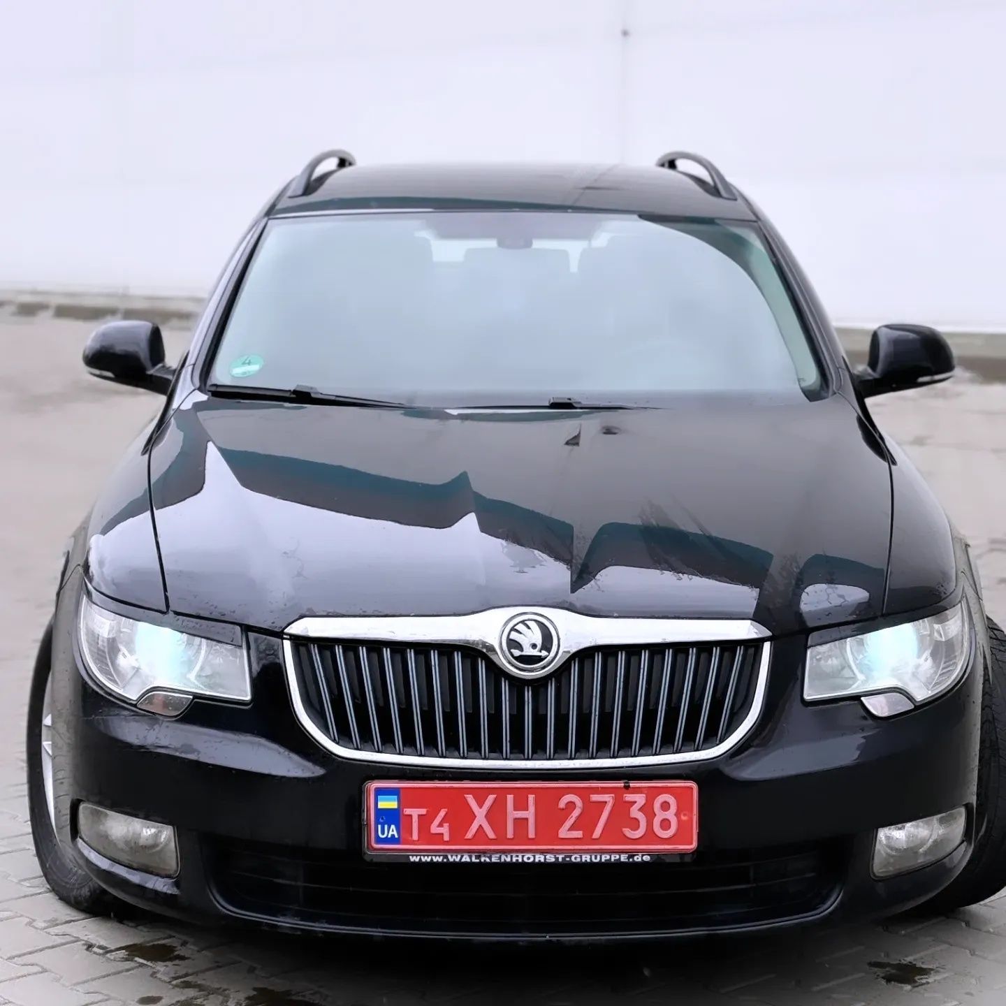 Skoda Superb 2.0tdi 6ст  мкпп Обслугован за регламентом