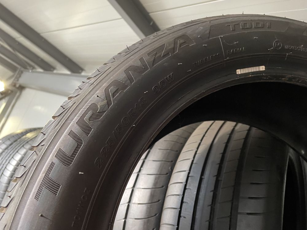 2x opony 225/50/18 bridgestone turanza t001 super stan