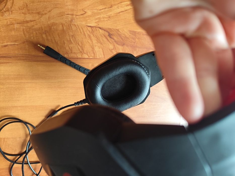 Słuchawki Genesis mikrofon czarne czerwone