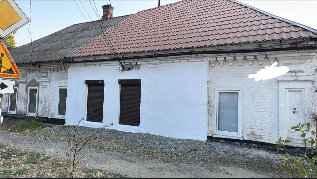 СРОЧНО!!Продам  часть дома в центре города с гаражом.Владелец