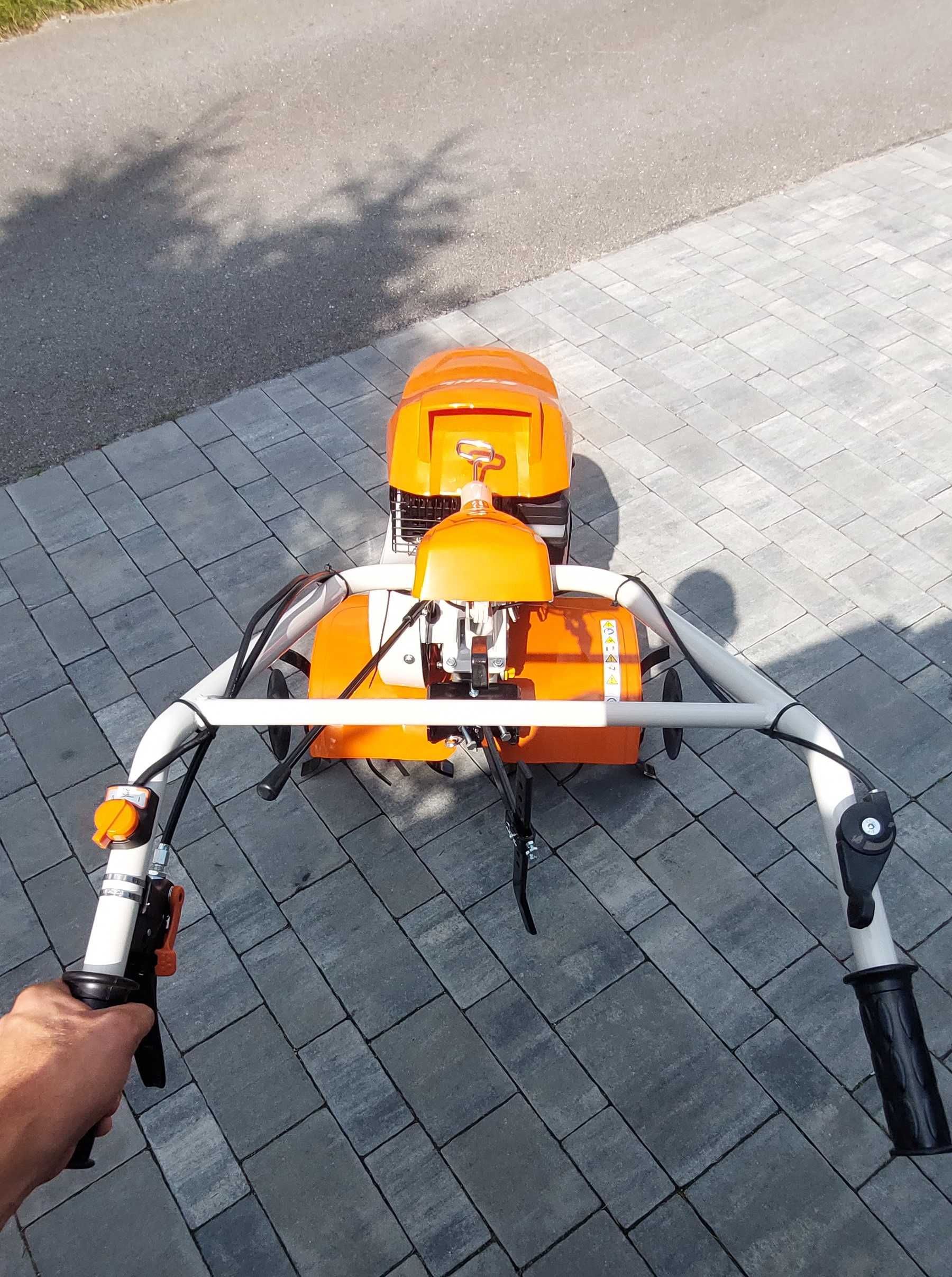 Mocna glebogryzarka Stihl MH 600 6KM do ciężkiej zwartej gleby wynajem