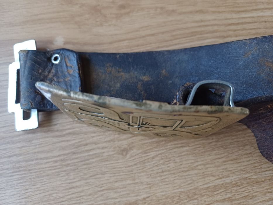 Ремень кож. с бляхой старый