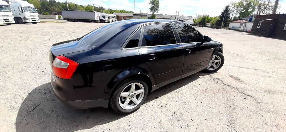 Разборка разборка audi a4 b6 2.5tdi BFC мкпп 6ст LY9B шрот запчастини