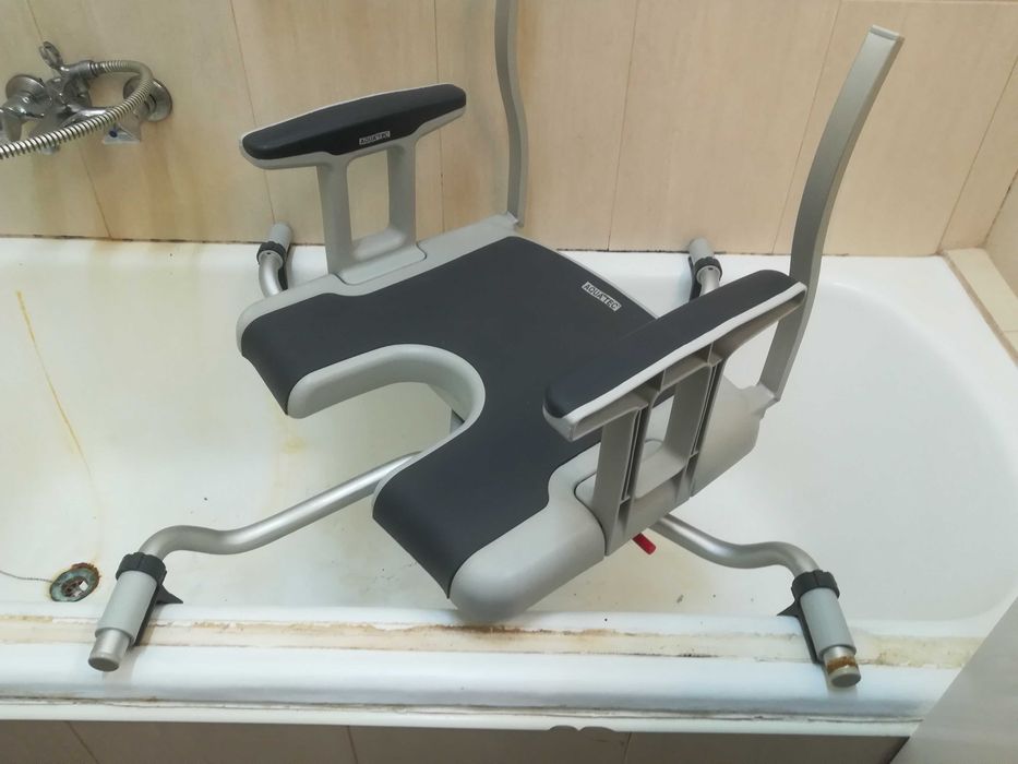 Cadeira de Banho giratória