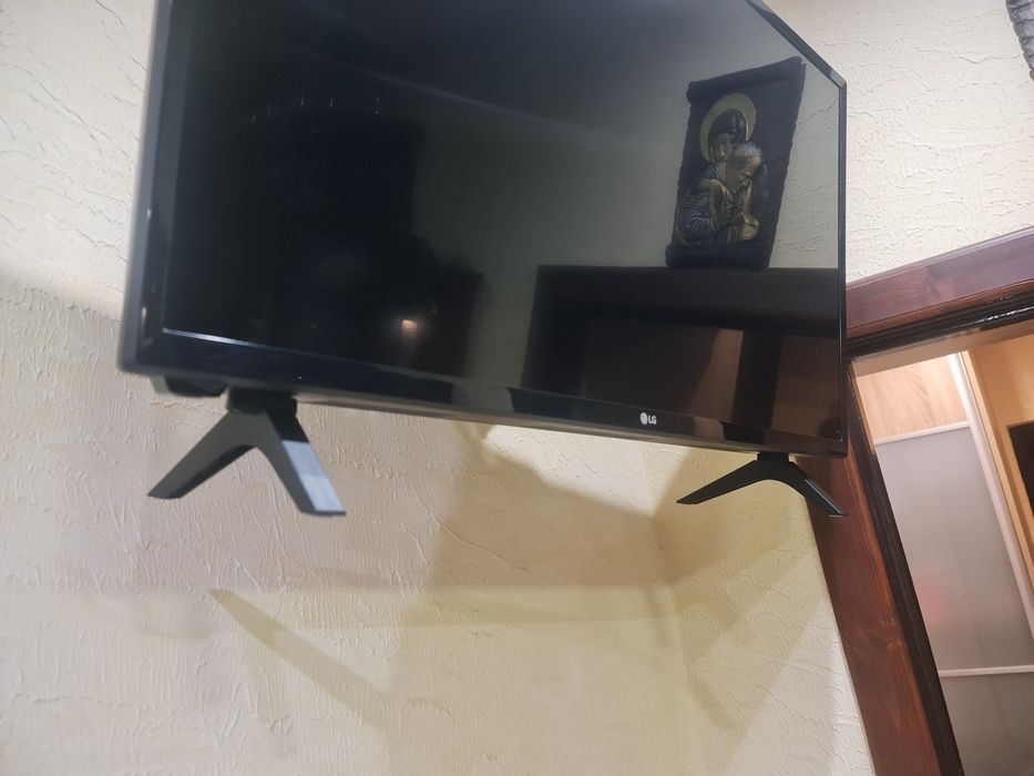 TV LG 32LJ500V z tuner DVDT-2