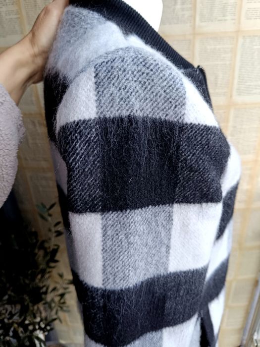 L biust 51x2 puchata kurtka stylowa czarno-biała kurtka bomber Shacket