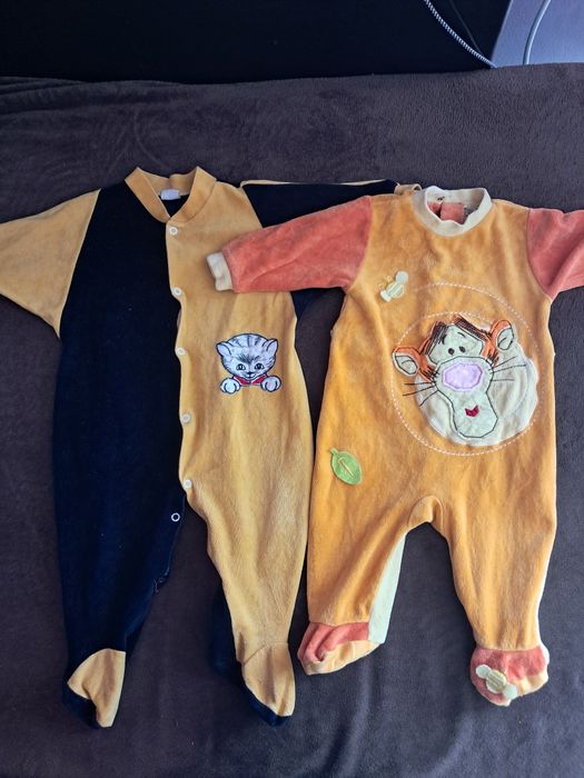 Urocze pajacyki dla maluszka – Disney i kotek