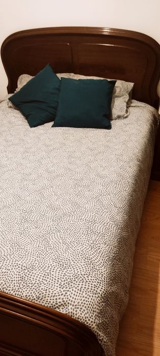 Conjunto de quarto casal madeira mogno