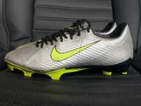 Nike Mercurial Vapor 40 (25cm) Buty piłkarskie Korki CR7