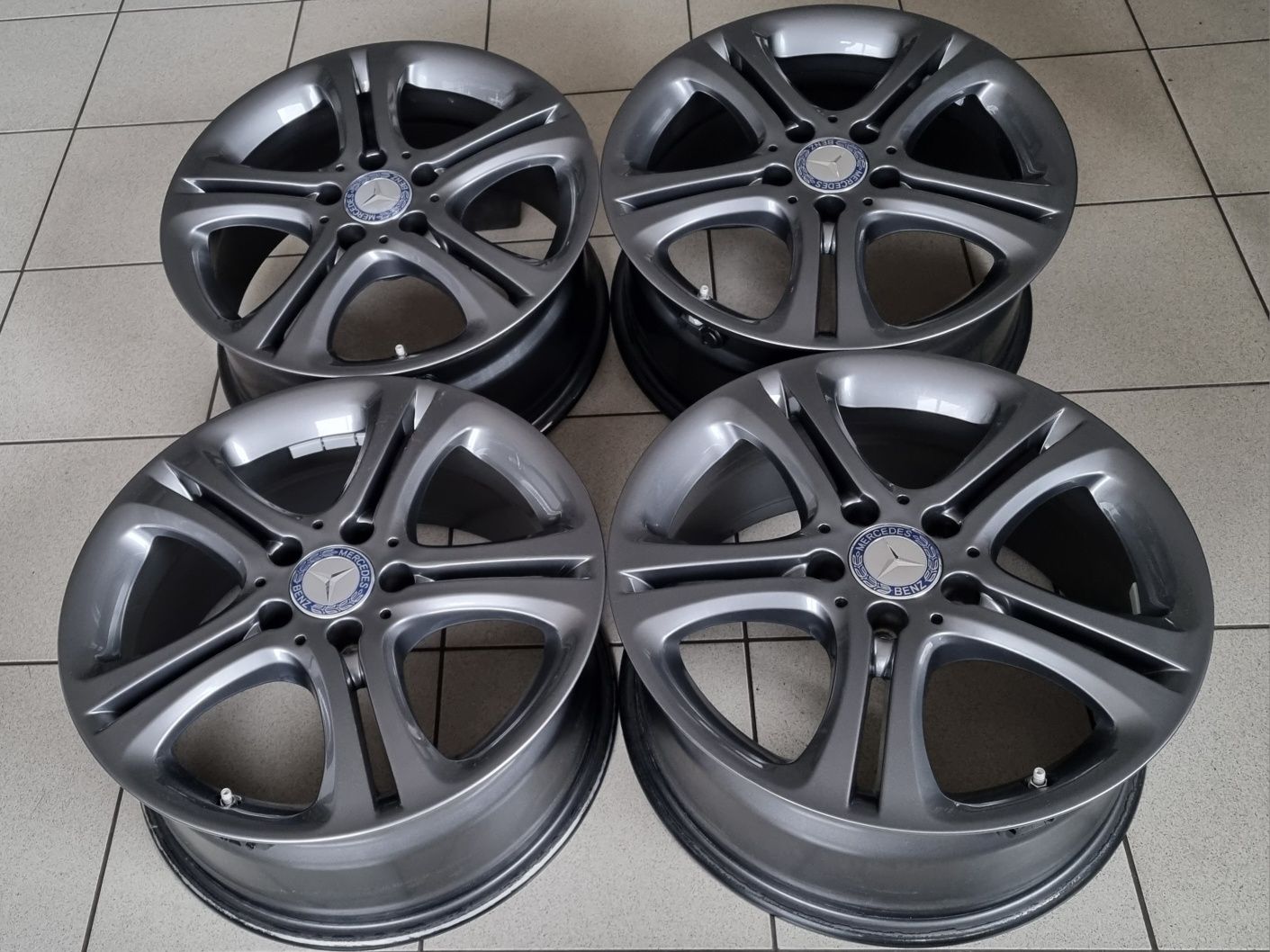 Felgi Alu z czujnikami 17" Mercedes B Klasa W246 A Klasa W176 CLA Oryg