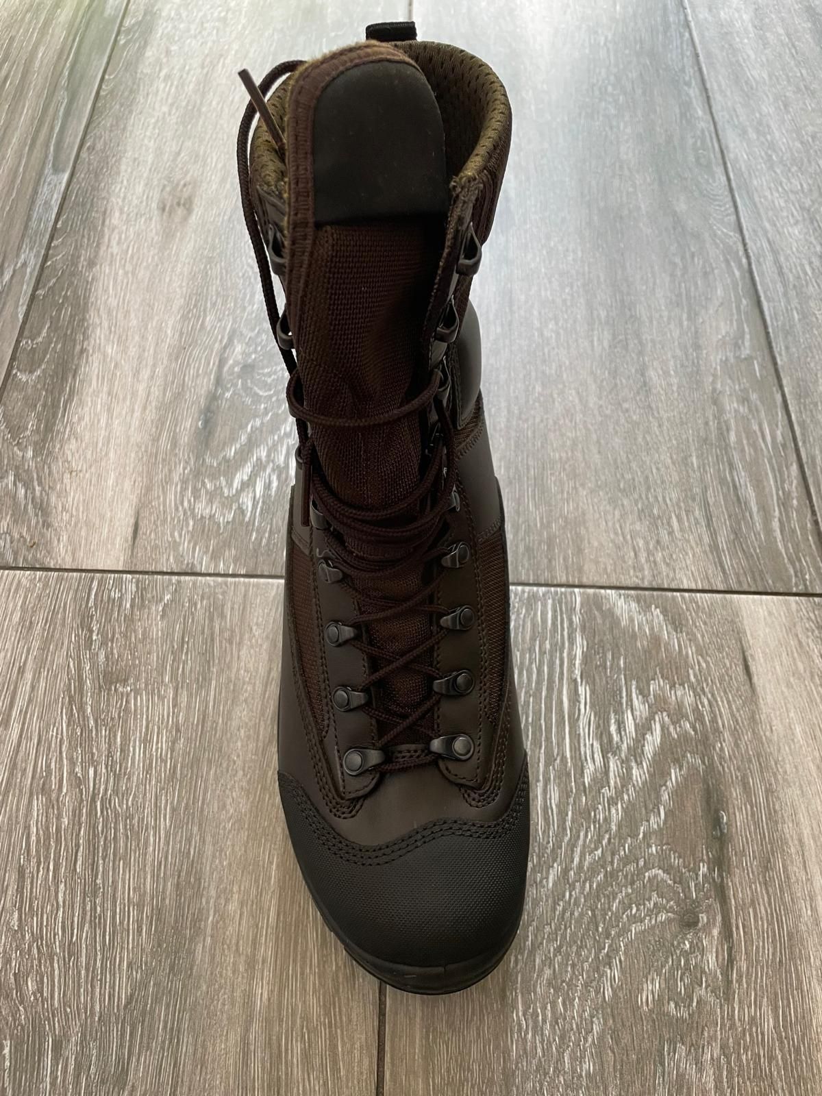 Nowe buty wojskowe letnie brązowe