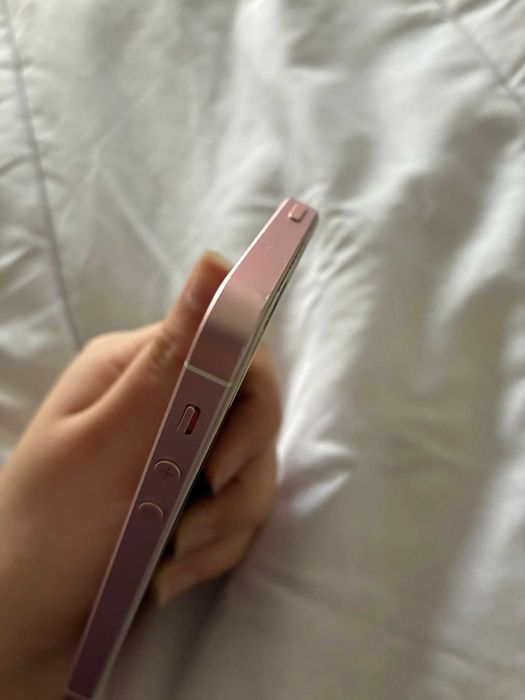 iPhone SE 2016 cor de rosa em muito bom estado