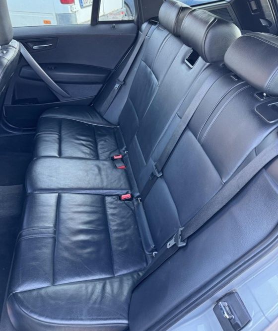 bancos em pele pretos  de trás aquecidos bmw x3 e83