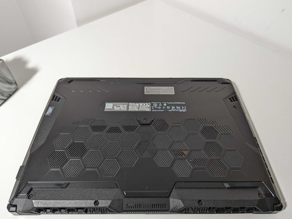 LAPTOP GAMINGOWY Asus TUF A15 RTX 3050 Ryzen 5 4600H 144 hz