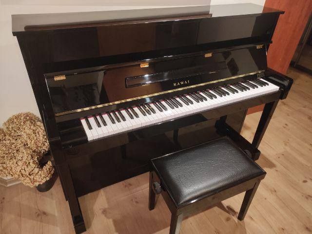 Oferta sprzedaży pianina akustycznego Kawai CX - 5 H Black piano
