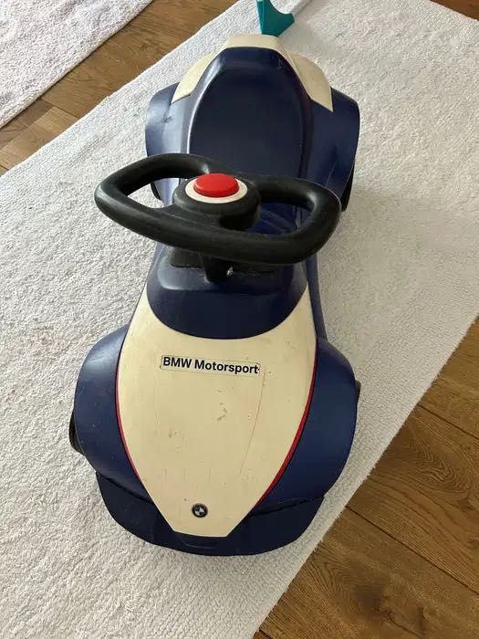Jeździk pchacz auto odpychane biegowy