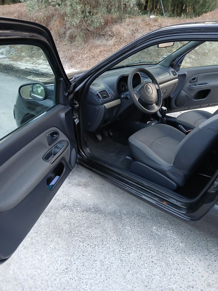 Renaul clio de 2006 1.5 dci estimado