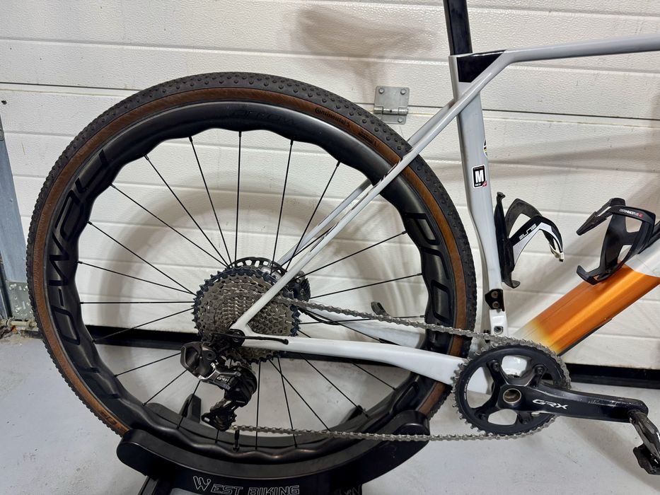 SUPERIOR X-ROAD Team Issue Di2 GR, gravel, zabezp. folią, waga 8,2 kg