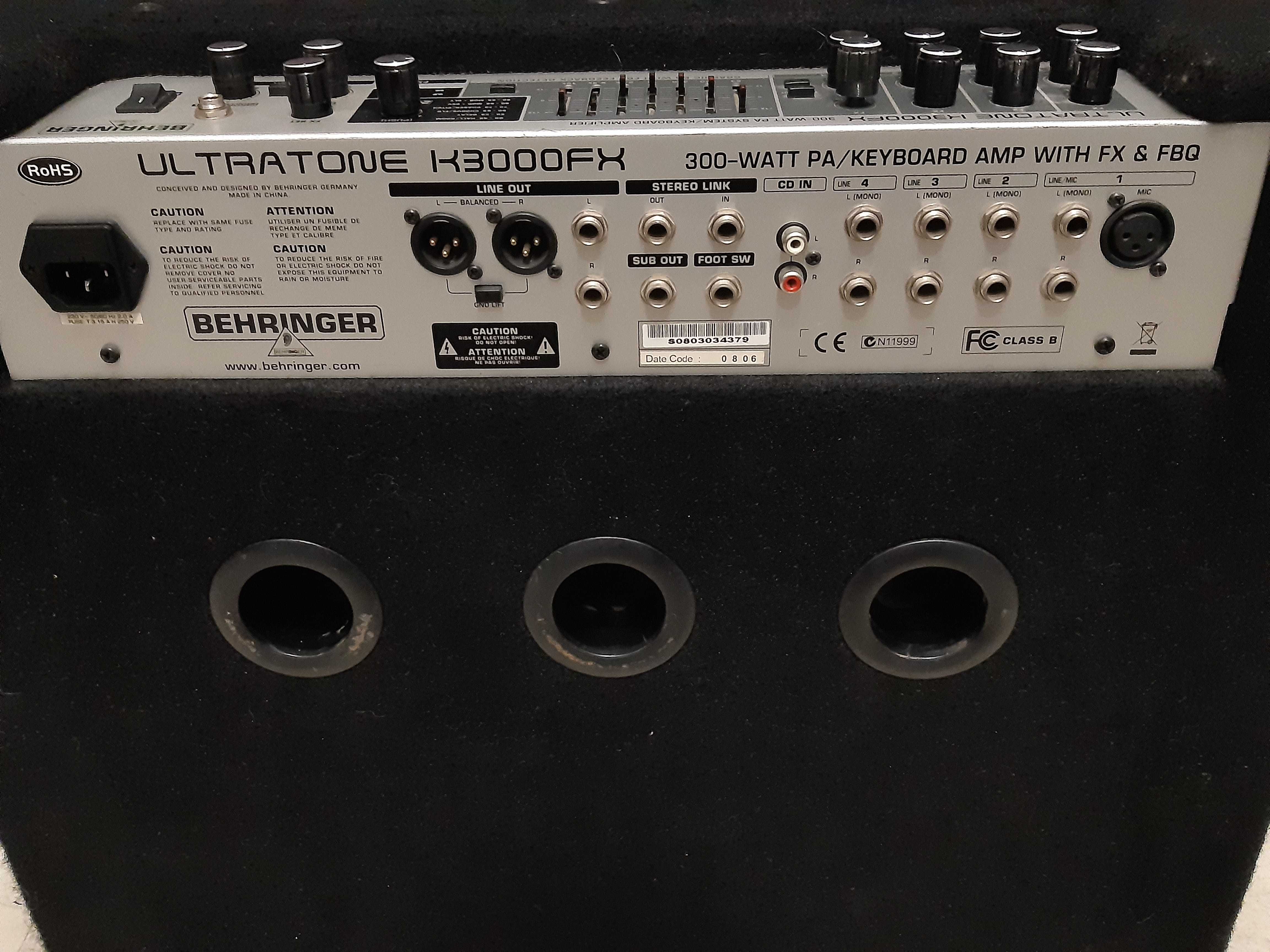 Wzmacniacz Behringer 15"-300W- 4w1 -Bass-Gitara-mikrofon- lub zamiana