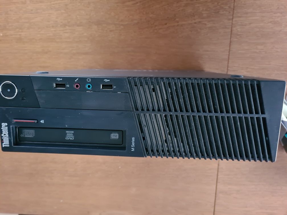 Komputer Lenovo M81