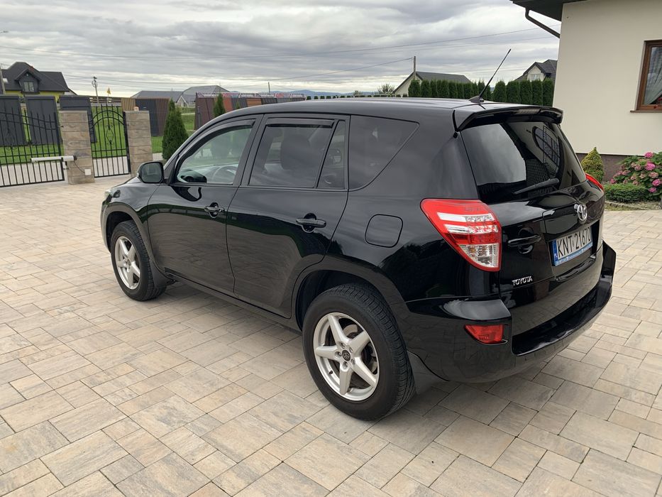 Toyota RAV 4 - 2010 samochód na sprzedaż