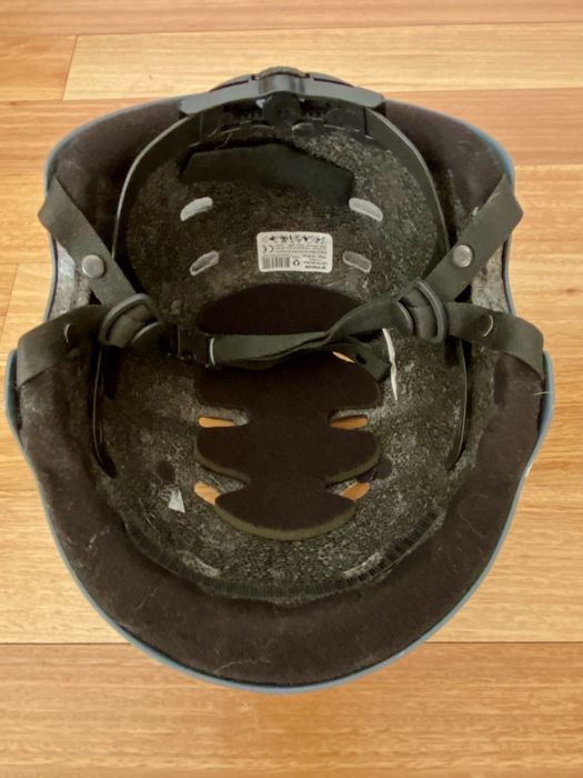 Vendo capacete bicicleta BTWIN 55-58cm