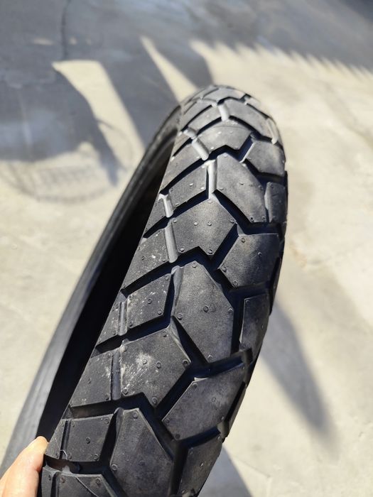 Pneu mota continental tkc70