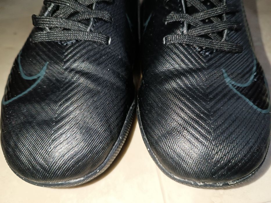 Футбольні бутси, сороконіжки  Nike 36,5 р