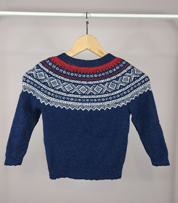 Dziecięcy ręcznie robiony sweter sweterek Norweski wzór r.110-116 cm