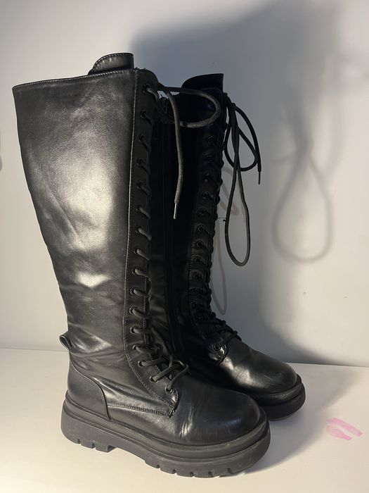 Wysokie buty damskie