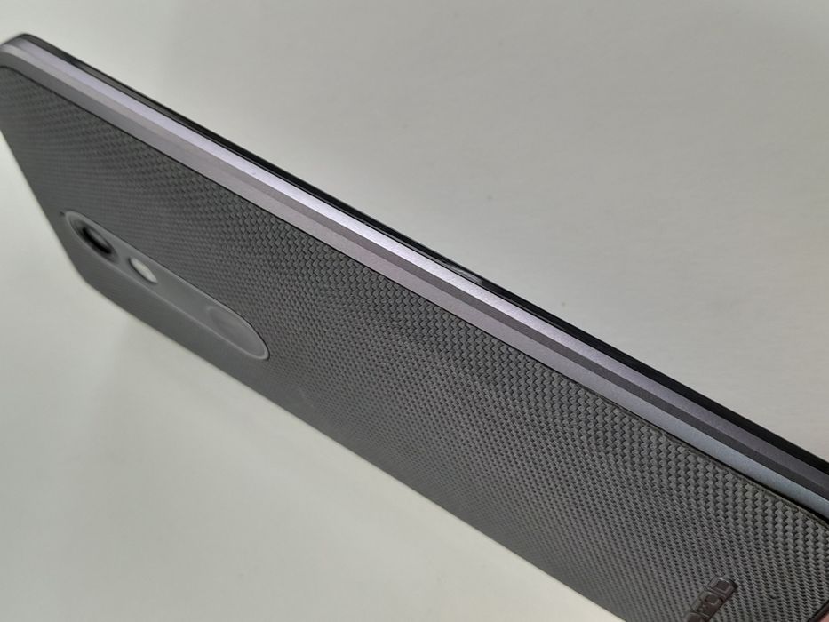 Телефон Motorola Droid Turbo 2(LeEco 4/32gb)