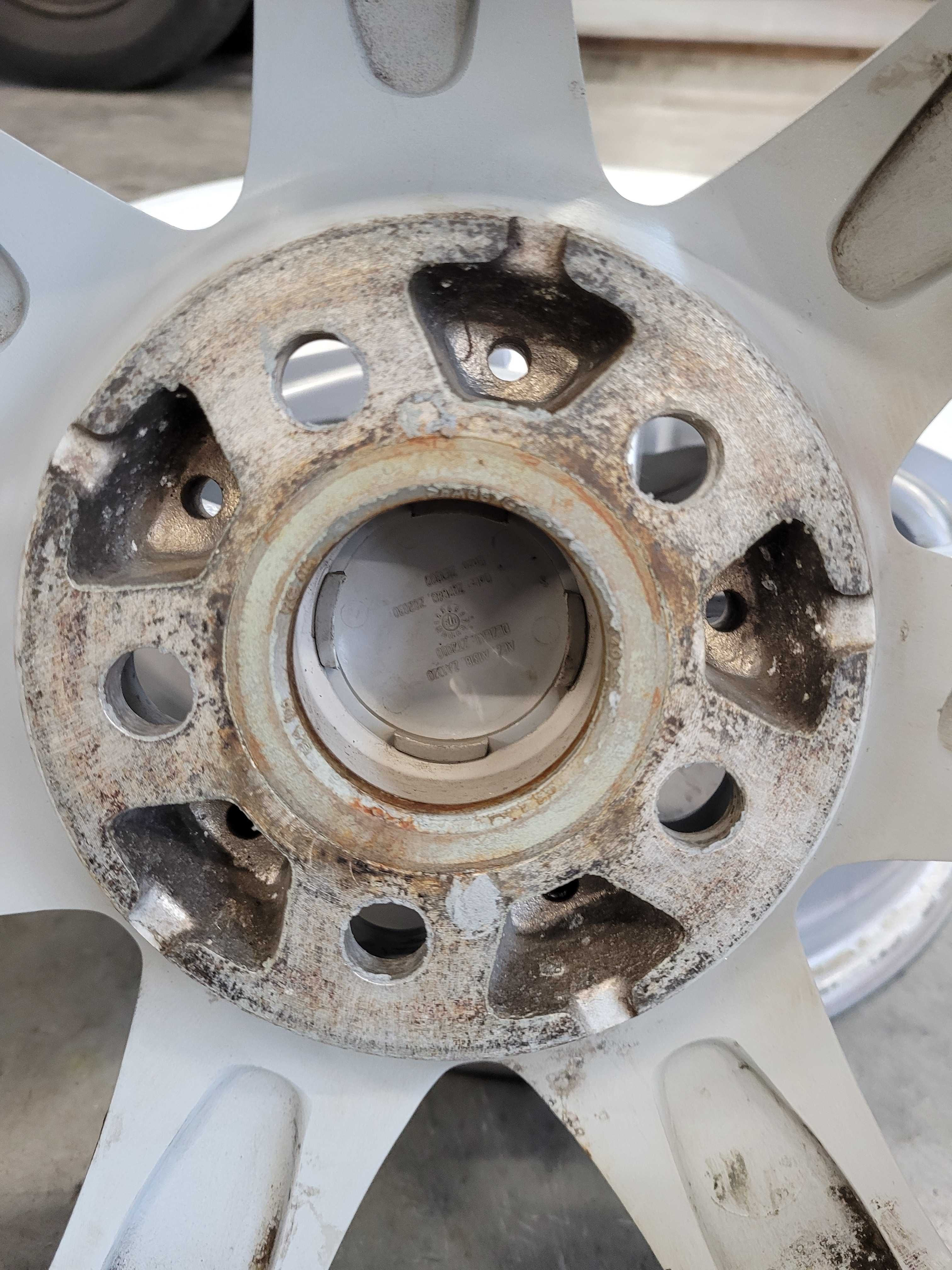 Felgi aluminiowe r 16 toyota  5 x 100