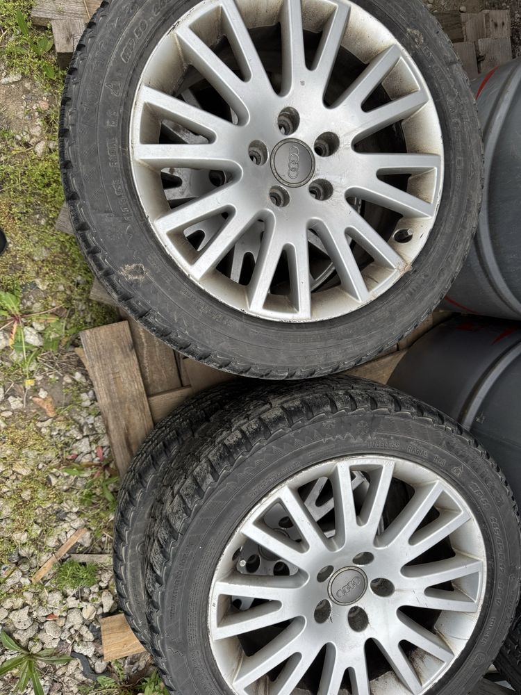 5 Felg r17 z oponami zimowymi A6