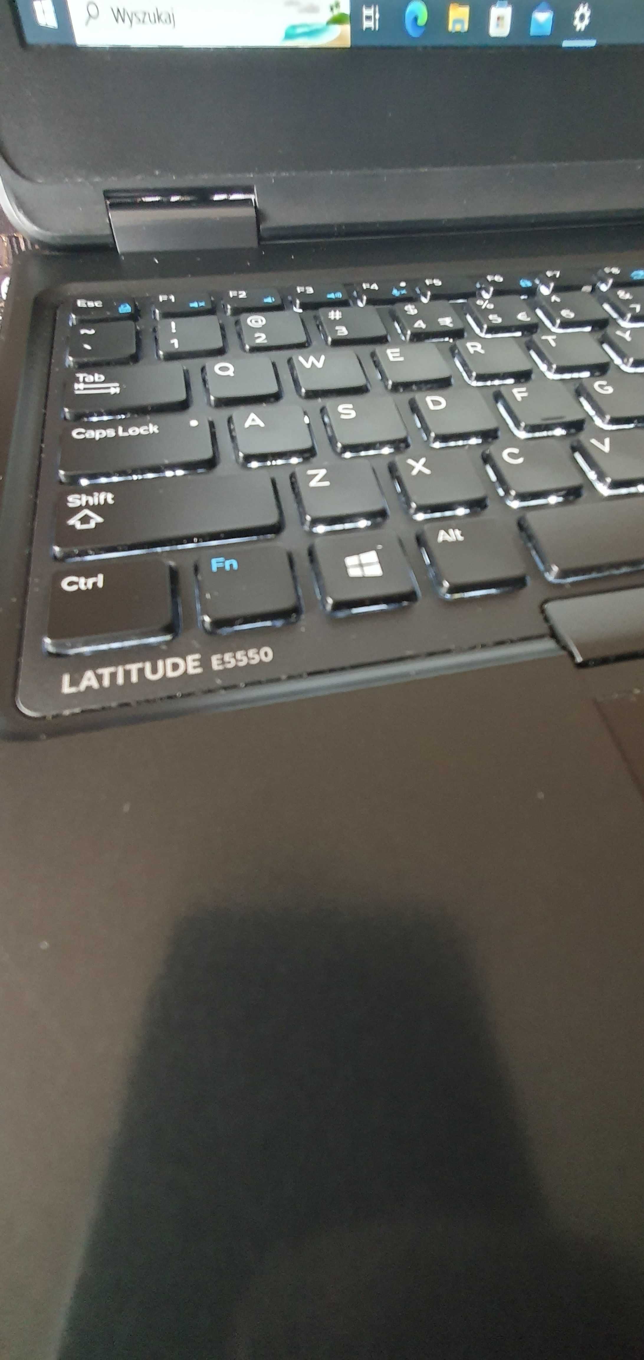 Laptop E5550 DELL stan bardzo dobry procesor i5 dysk ssd Windows 10