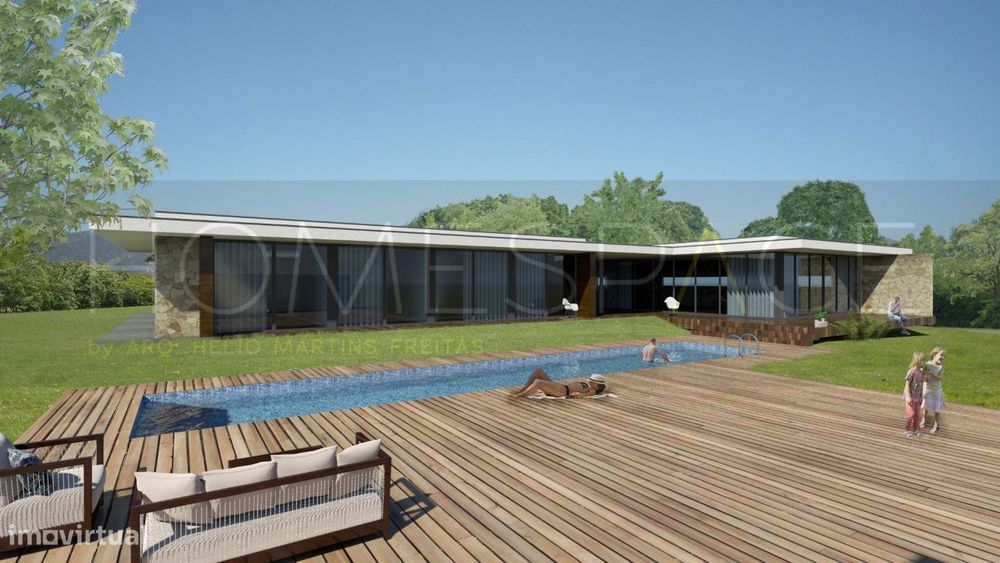 Terreno com 4.900m2 com projeto aprovado para moradia V4+1